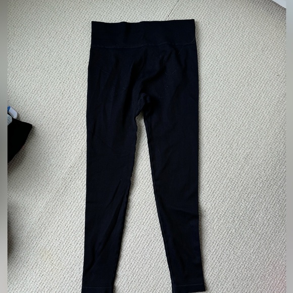 Amazon Women Ribbed Seamless Leggings High Waisted Size Large - Picture 3 of 4